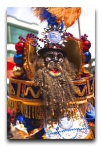 リャマのミイラにシャンパンをぶっかけろ!!これがオルーロのカーニバルだ!! Bolivia / ボリビア