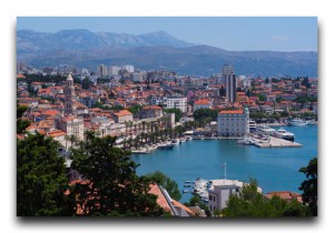 アドリア海で灼熱ヒッチハイク × 世界遺産の街の超好立地宿。 Croatia / クロアチア
